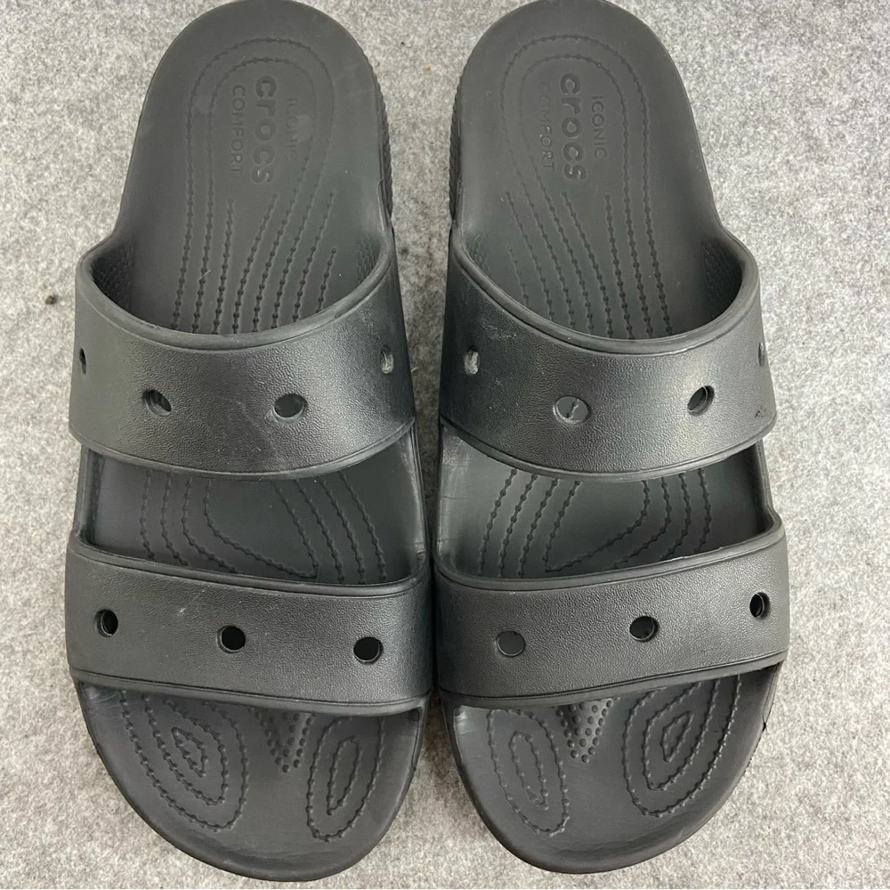 CROCS Men’s Classic Slides in Black Size 10 - Picture 2 of 6